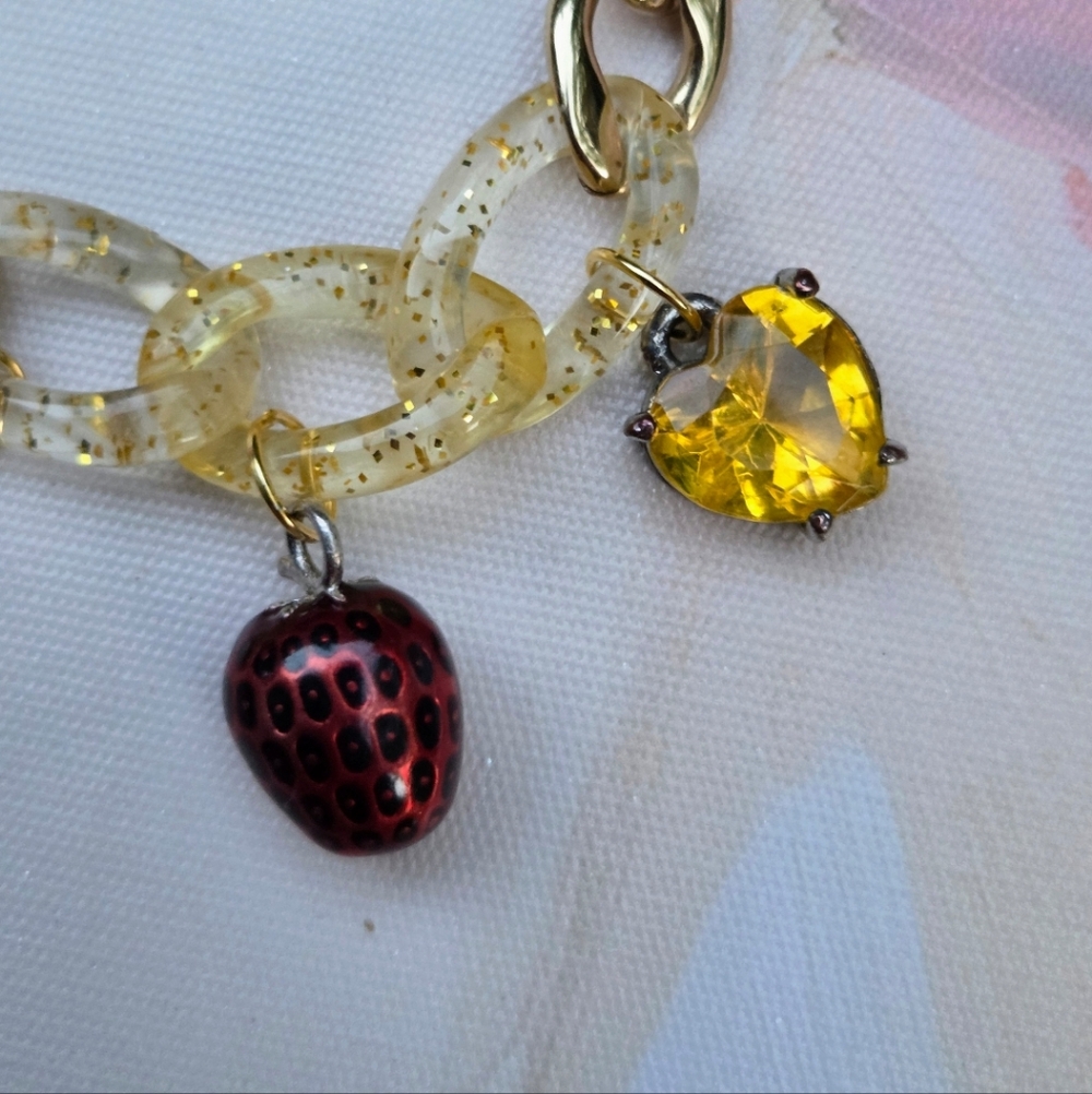 Juicy Couture Y2K Clear Glitter Resin & Goldtone “Candy Pop” Vtg Charm Bracelet - Picture 4 of 8